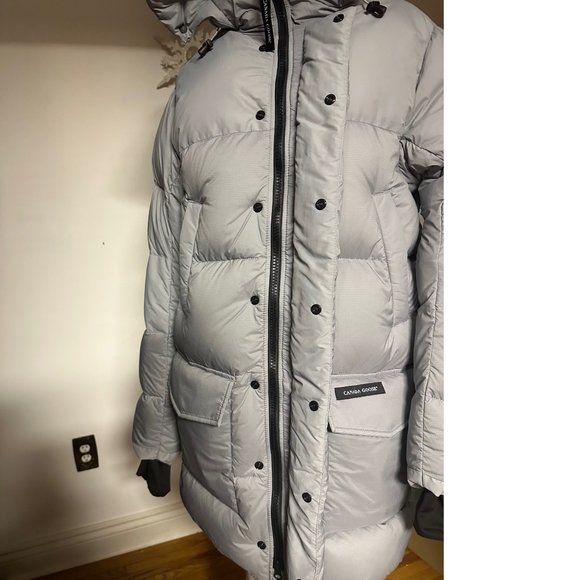 NWT Made in Canada Goose Armstrong Down Parka Silver Grey Puffer Jacket Coat - Picture 3 of 8